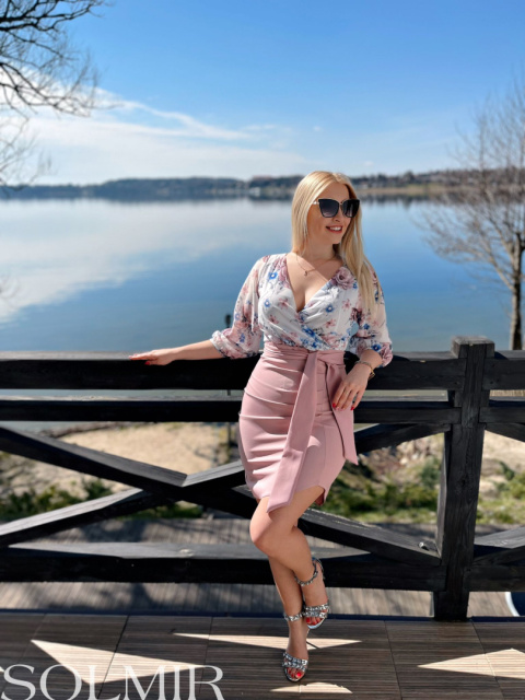 Sukienka MIA pudrowy róż Sukienka MIA pudrowy róż