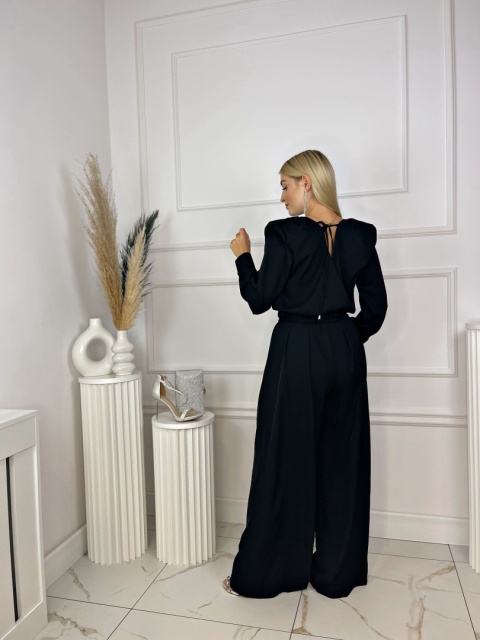 Kombinezon SALVIO czerń Kombinezon SALVIO czerń