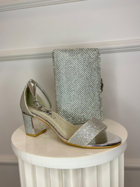 Sandały na słupku TEXAS srebro