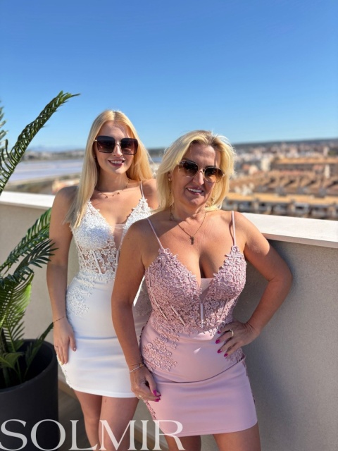 Sukienka BONDA MINI pudrowy róż